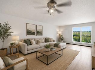 8604 S 48th Ave NW #710, Calgary, AB T3B5E6