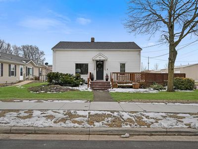 211 W Boston St, Syracuse, IN, 46567