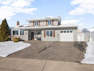 6 Fresno Drive, Plainview, NY, 11803