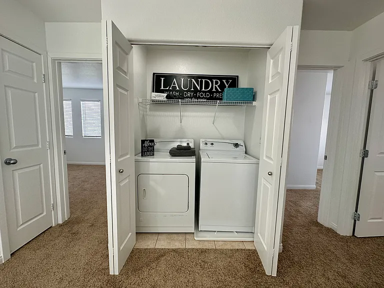 5849 Old English Ct — Photo 17