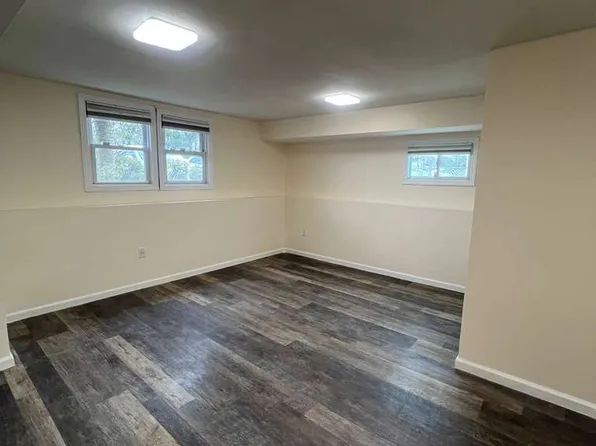 (undisclosed Address), Bay Shore, NY 11706