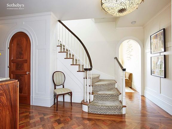 2nd image of 1133 Park Ave #16E