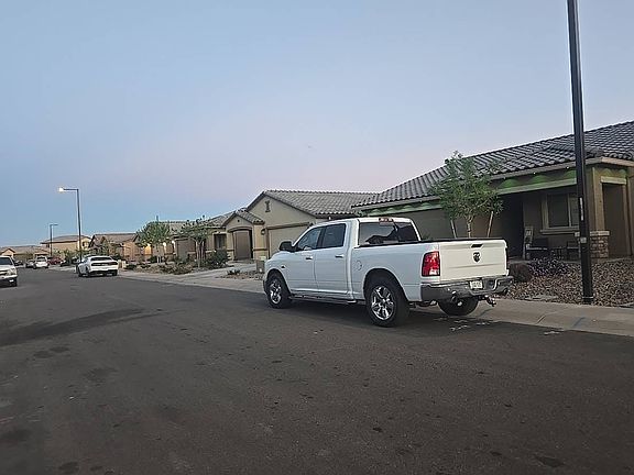 4th image of 25774 W Allen St