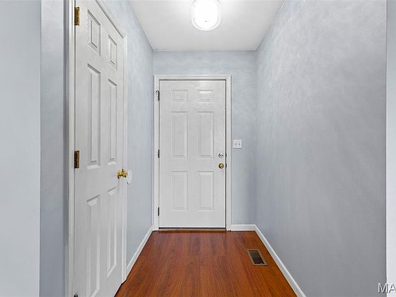 5th image of 153 Equestrian Dr