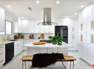 3692 Grayburn Rd, Pasadena, CA 91107