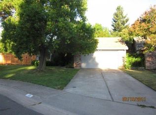 10 Landau Ct, Sacramento, CA
