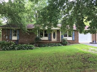 103 Hickory Dr, Huntland, TN 37345
