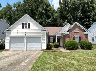 6641 Reedy Creek Rd, Charlotte, NC 28215