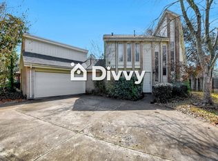 5847 Green Falls Dr, Houston, TX 77088