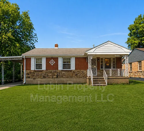 1361 Gaither Pkwy Photo 1