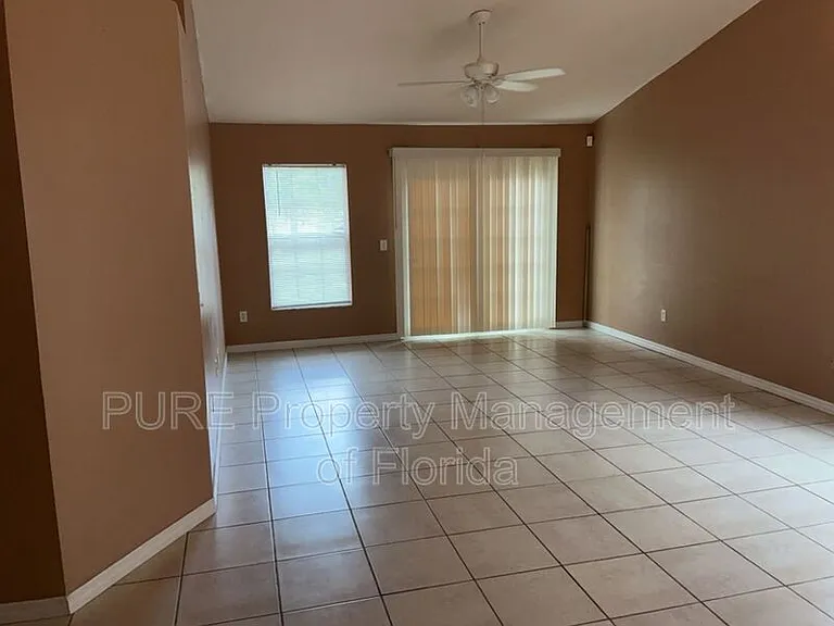 11960 SW 45th St — Photo 15
