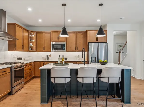 10888 Farmstead Mill Ln, Glen Allen, VA 23059