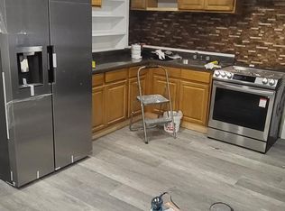 56 Victory Dr #56, New Haven, CT 06515