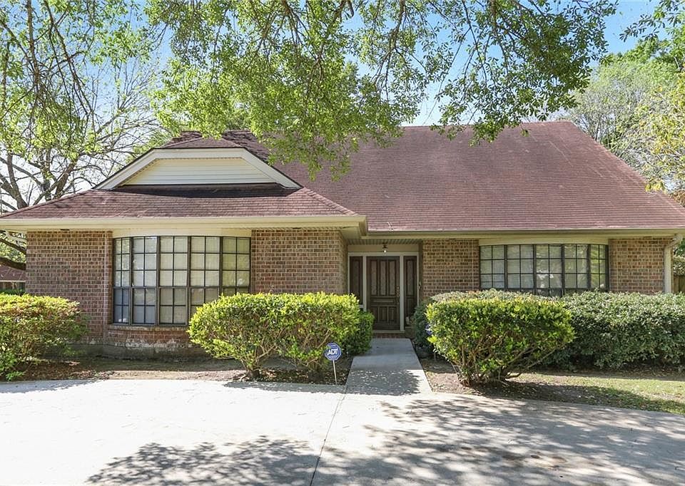 1st image of 2018 Ormond Blvd