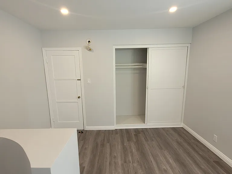 Oakhurst Apartments — Photo 51