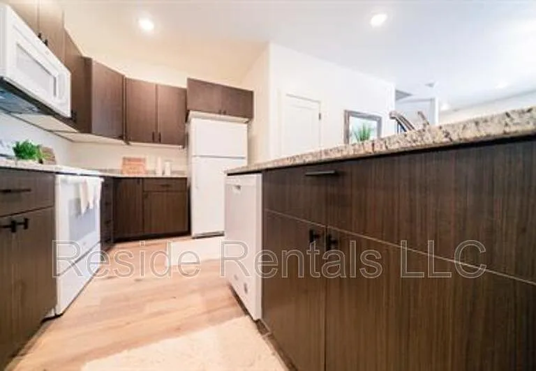 220 N Spring Creek Pkwy #15 — Photo 8
