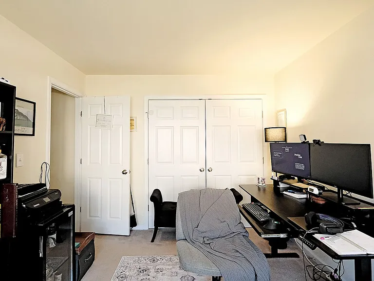 2452 N Berkshire Rd — Photo 8