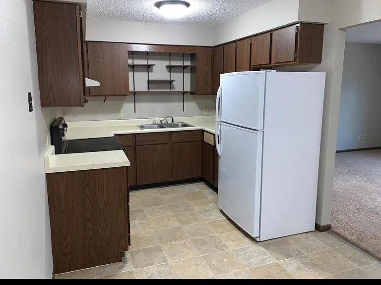 1315 Ravenwood Rd #3 — Photo 5