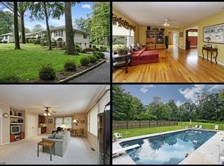 19 Hilltop Cir, Mendham, NJ 07945