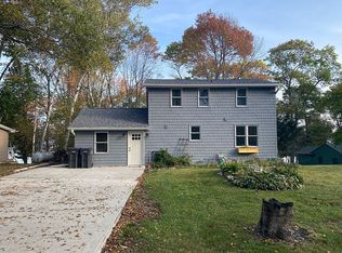 8912 Bittersweet Rd, Sturgeon Bay, WI 54235
