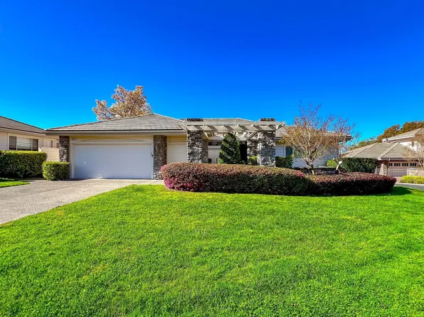 945 Augusta Cir, Napa, CA 94558