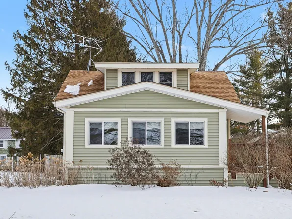 484 Wattles Rd N, Battle Creek, MI 49014