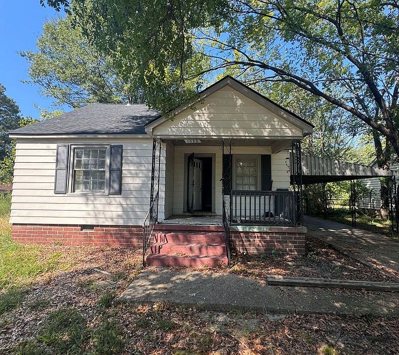 1st image of 1055 W Walthal Cir