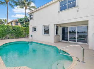 7594 Hollington Pl, Lake Worth, FL 33467