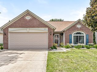 6732 Dorchester Dr, Zionsville, IN 46077