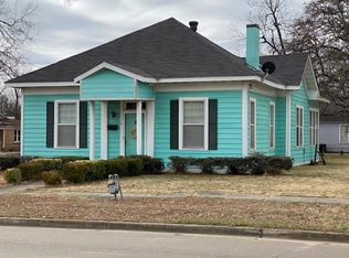 522 S Elm St, Hope, AR 71801