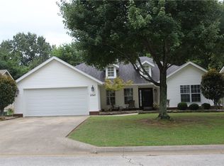 2547 W Arthur Hart St, Fayetteville, AR 72703