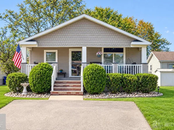 21 Sheryl Ct, Spotswood, NJ 08884