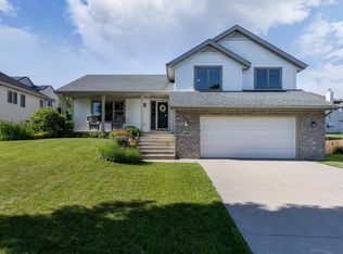 3152 Bookham Dr, Sun Prairie, WI 53590