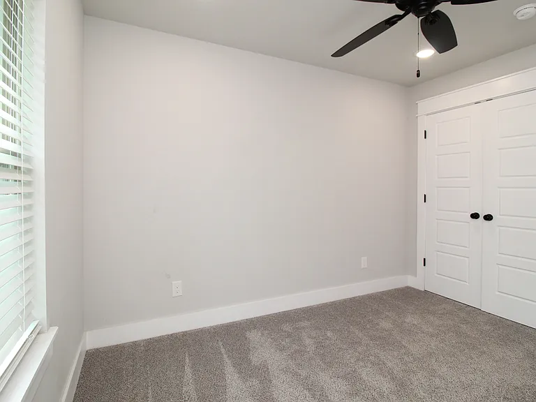 11 Hillswick Dr — Photo 25