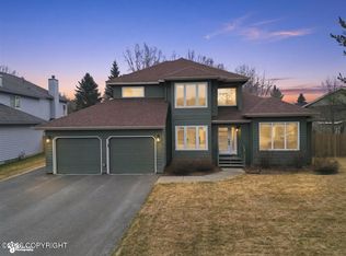 7513 Setter Dr, Anchorage, AK 99502