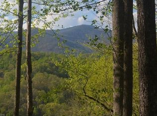 2 Sugar Loaf Rd, Sylva, NC 28779