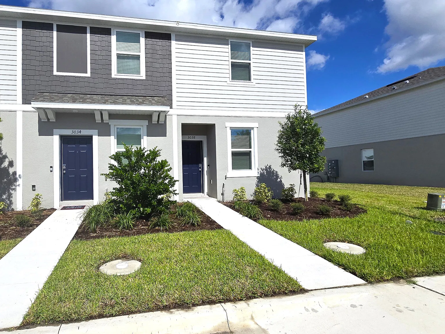 2 bed, 2.5 bath, 1550 sqft, $1,600 — Photo 4