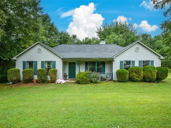 2795 Herrington Dr, Norcross, GA 30071