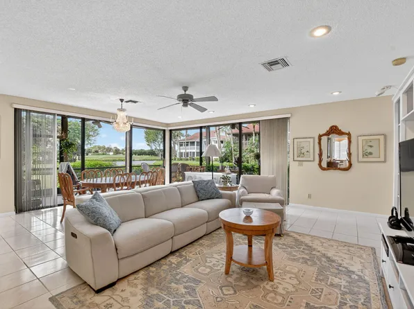 19367 Sabal Lake Drive #5037, Boca Raton, FL 33434