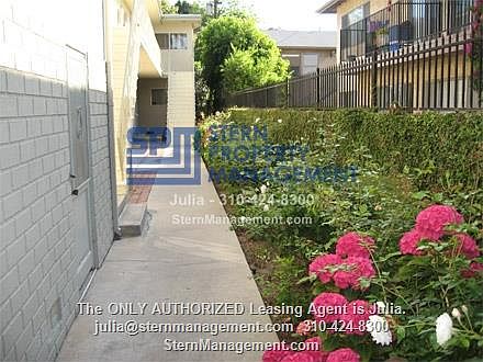 3rd image of 4215 McLaughlin Ave APT 11
