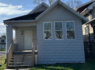 900 W McClure Ave, Peoria, IL 61604