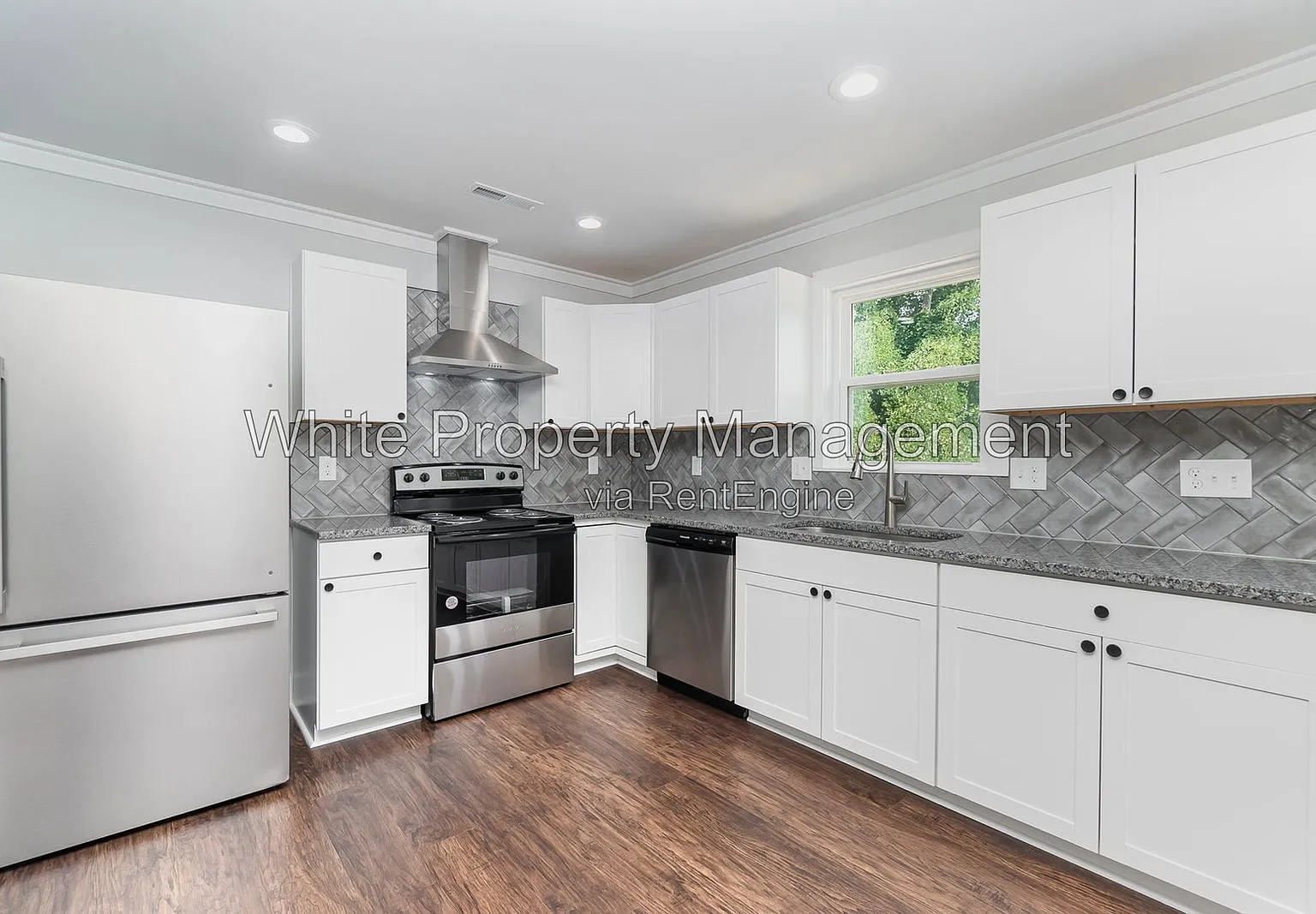3 bed, 2.0 bath, 1132 sqft, $1,795 — Photo 4