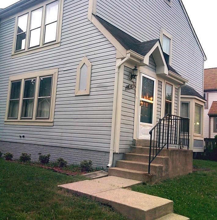 Exterior (Front)