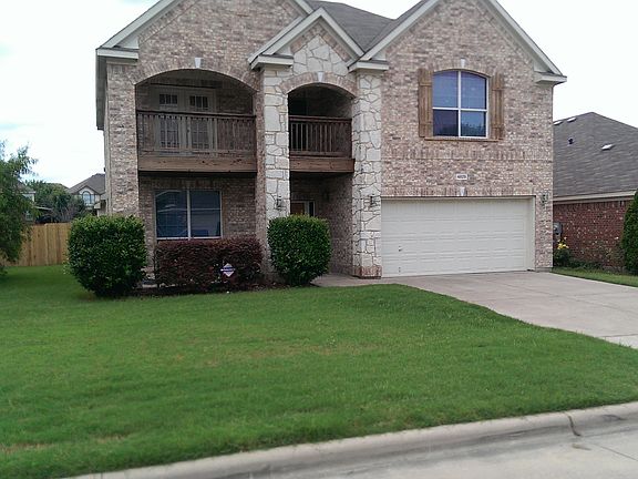 2nd image of 4829 Summer Oaks Ln