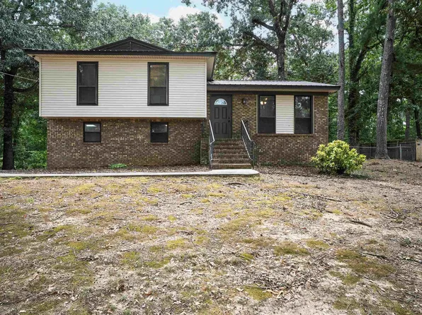 3213 Virginia Dr, Bessemer, AL 35023