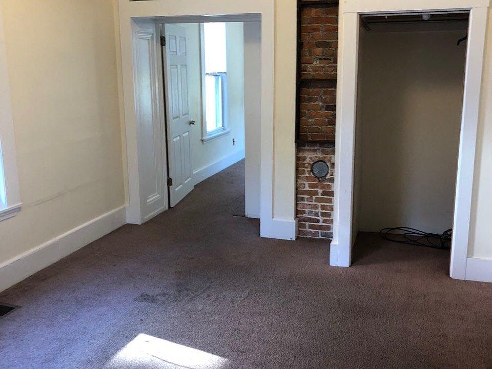 2nd image of 313 Boston Ave