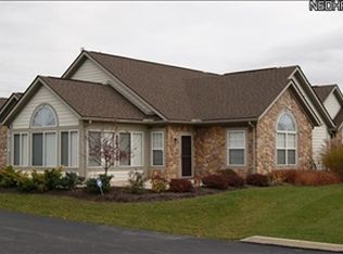 634 Crossings Cir, Tallmadge, OH 44278