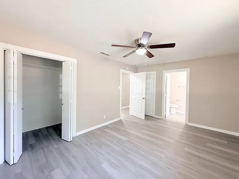 1228 Oak Dr — Photo 12