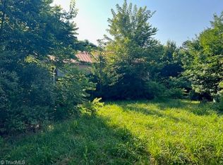 131 Applewood Dr, Lewisville, NC 27023