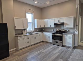 19 W Central St #3, Chippewa Falls, WI 54729